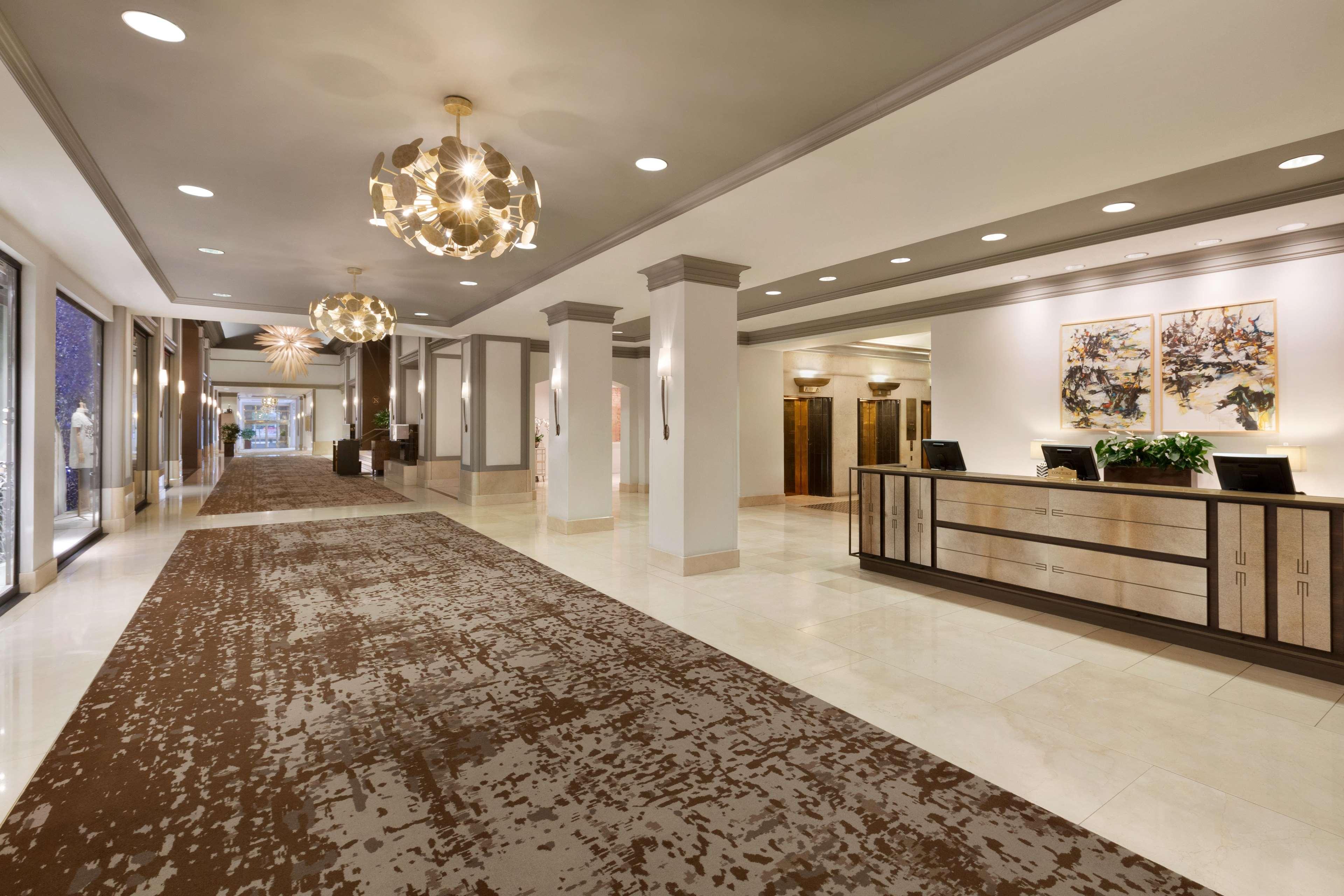 โรงแรม แฟร์มอนต์ แวนคูเวอร์ ภายนอก รูปภาพ The lobby of the hotel